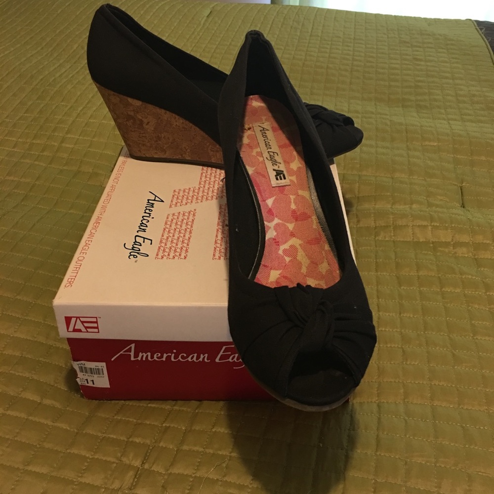 Wedge shoes